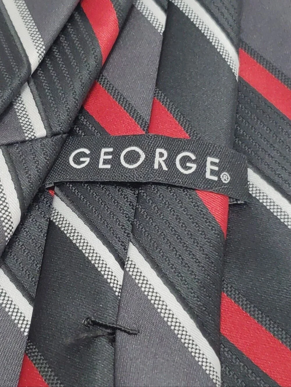 George men neck